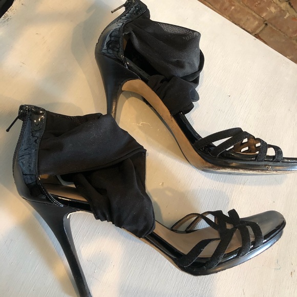 Donald J. Pliner …. Black patent high heels - Picture 4 of 16